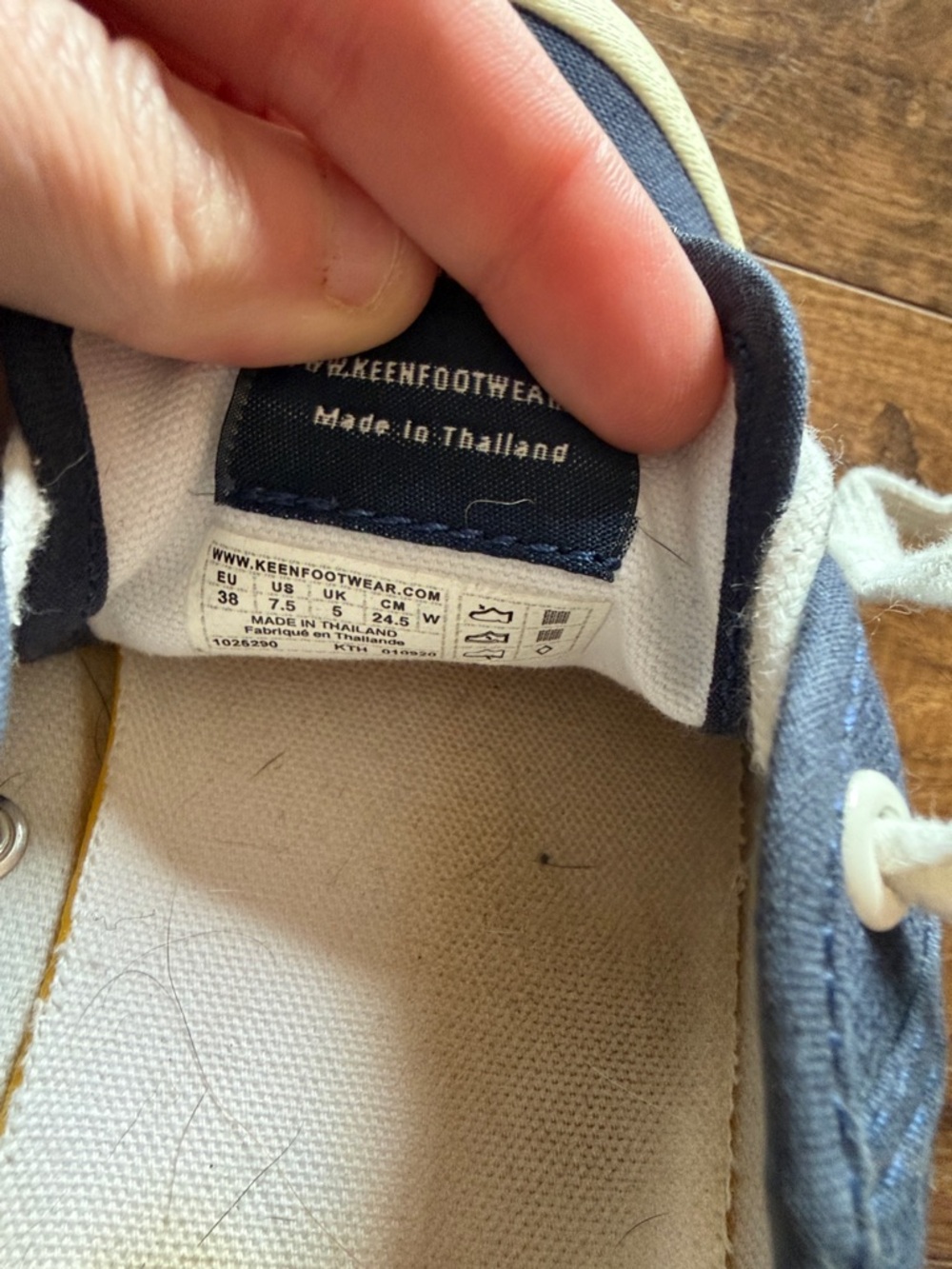 Keen Navy and White Canvas Low-Top Sneaker - Picture 3 of 6